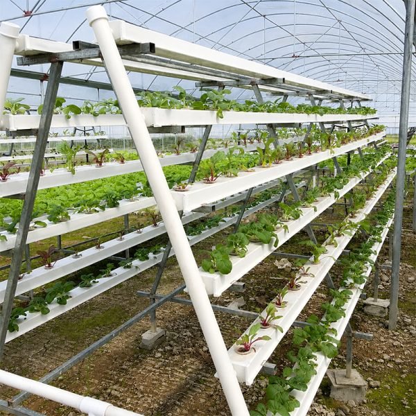 Smart vertical NFT hydroponic system with nutrient circulation control
